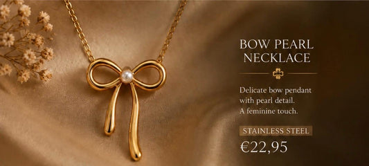 bow pearl necklace